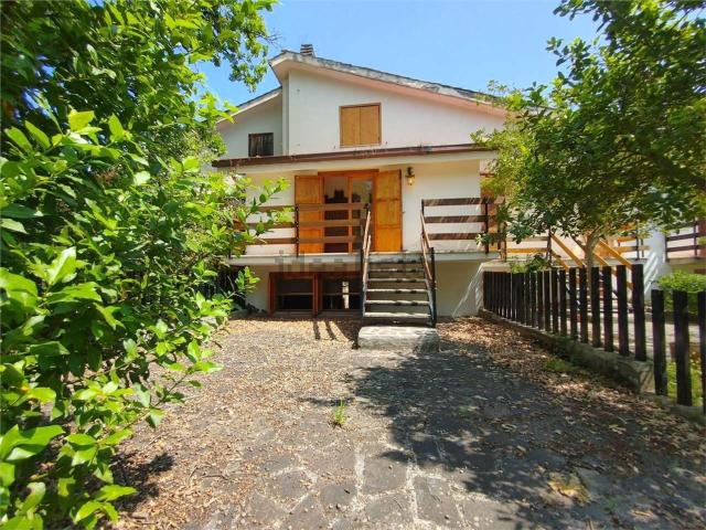 Casa in vendita a Terni, Umbria