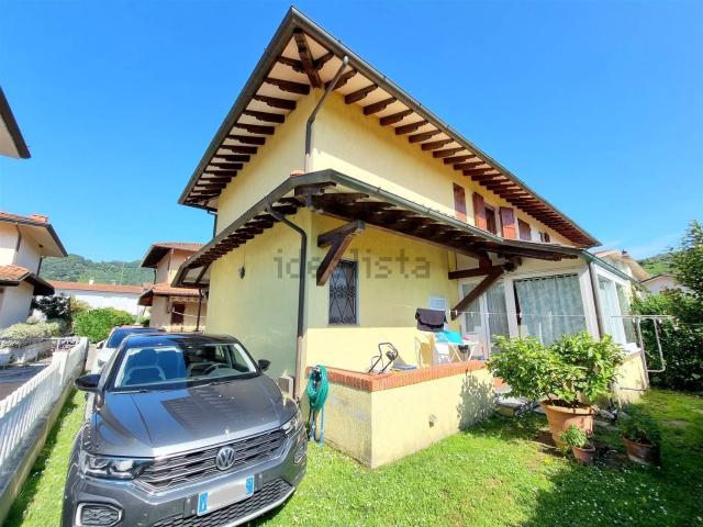 Casa in vendita a Massarosa, Toscana