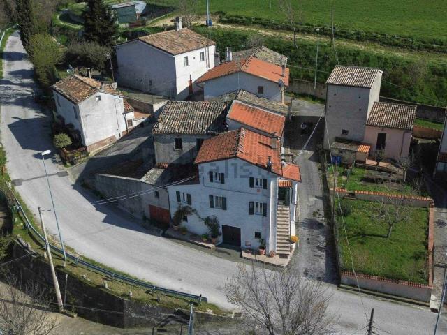Casa in vendita a San Giovanni, Marche