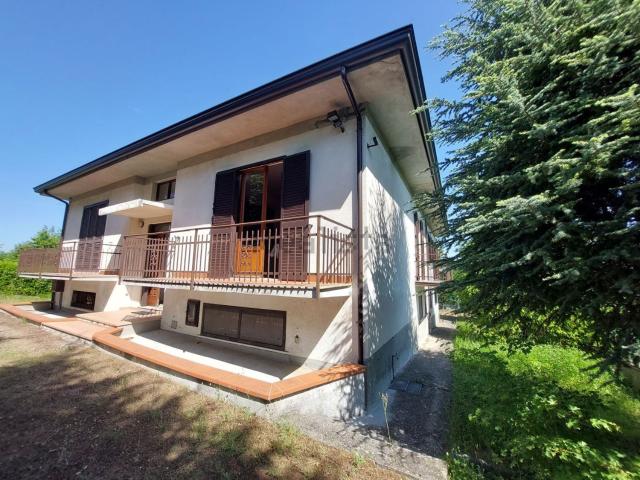 Casa in vendita a Vernasca, Reggio Emilia