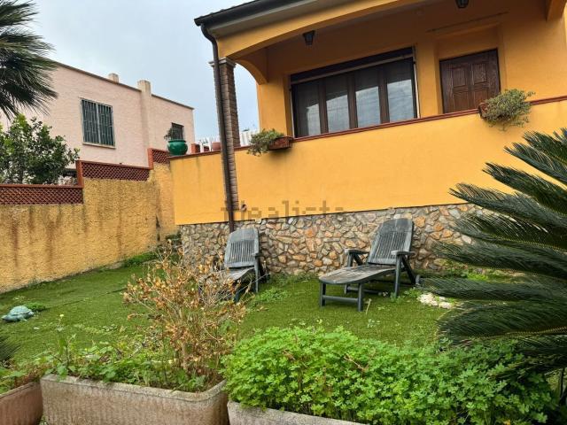 Casa in vendita a Montemazzano, Piombino