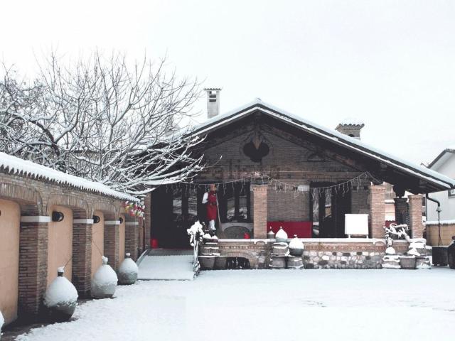 Casa in vendita a Crespano Del Grappa, Veneto