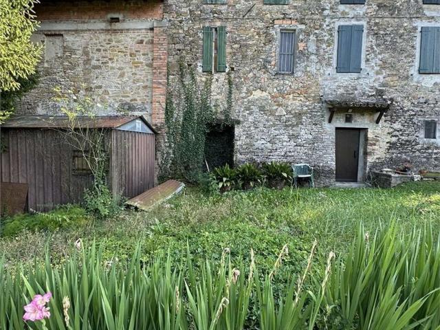 Casa in vendita a Neviano Degli Arduini, Reggio Emilia