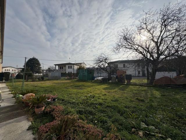 Casa in vendita a Bovolenta, Veneto