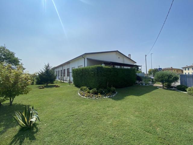 Casa in vendita a Bovolenta, Veneto