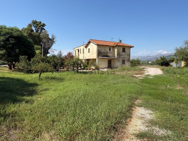 Casa in vendita a Terracina, Lazio