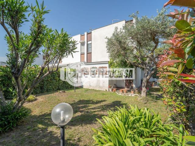 Casa in vendita a Roma Capitale, Lazio