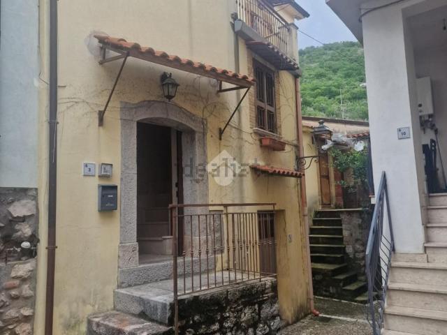 Casa in vendita a Cautano, Campania