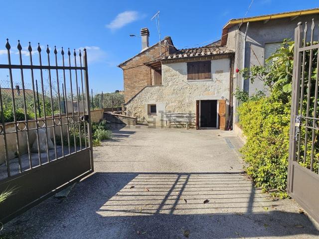 Casa in vendita a Amelia, Umbria