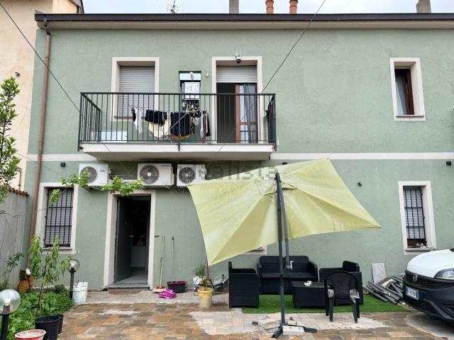 Casa in vendita a Gambolò, Lombardia