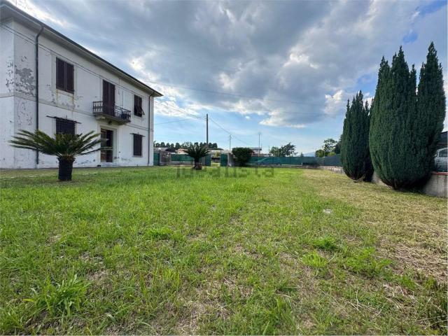 Casa in vendita a località Bucine, Camaiore