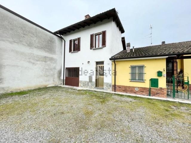 Casa in vendita a Cascina Priora, Voghera