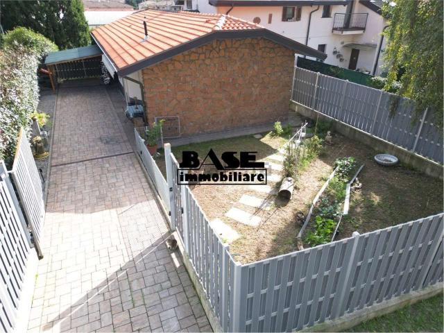 Casa in vendita a Socco, Fino Mornasco