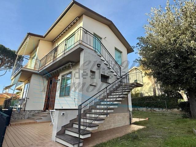 Casa in vendita a Il Fondino, Rosignano Marittimo