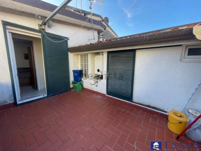 Casa in vendita a Marina di Carrara, Carrara