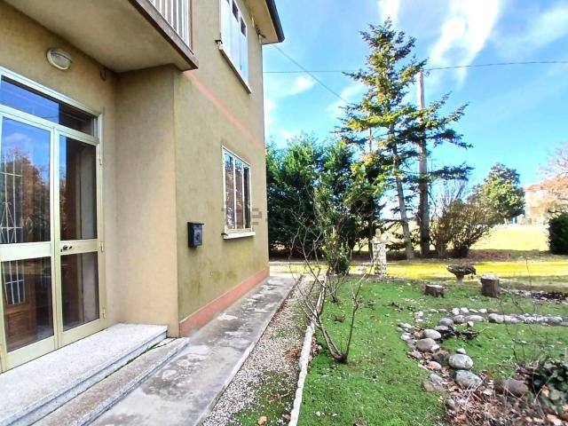 Casa in vendita a Ferrara, Reggio Emilia