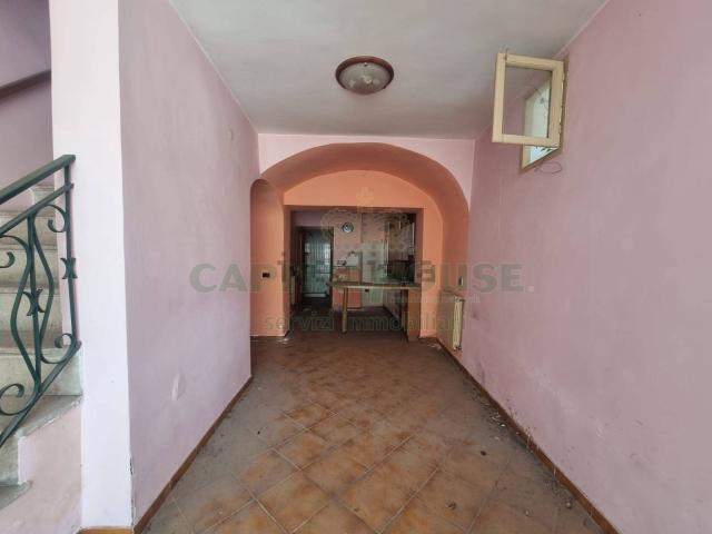 Casa in vendita a Montoro, Campania