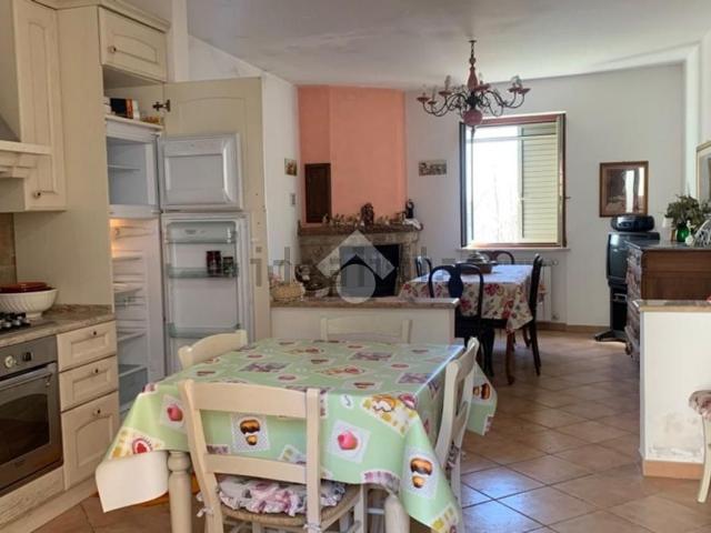 Casa in vendita a Alatri, Lazio