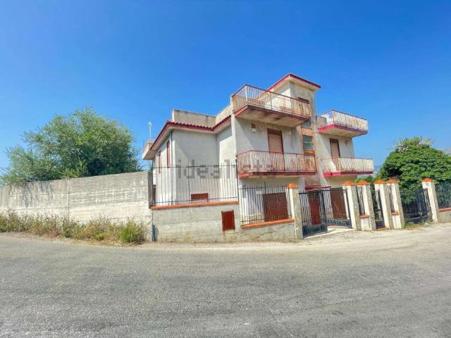 Casa in vendita a Carini, Sicilia
