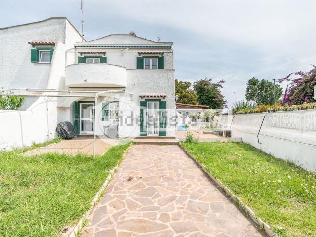 Casa in vendita a Cerenova Costantica, Roma Capitale