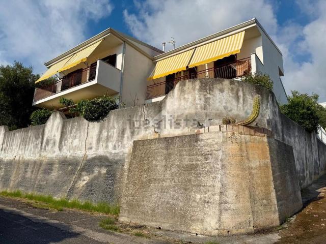 Casa in vendita a Calabria, Cosenza