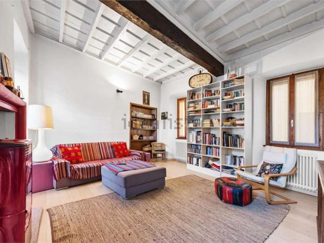 Casa in vendita a Rogaro, Tremezzina