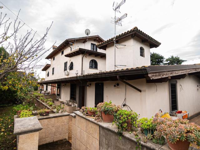 Casa in vendita a Roma Capitale, Lazio
