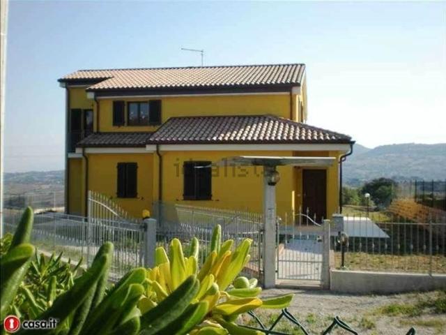 Casa in vendita a Marche, Macerata