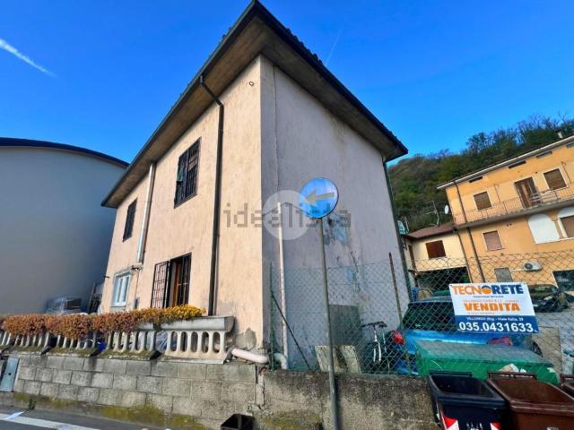 Casa in vendita a Credaro, Lombardia