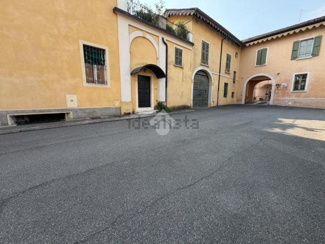 Casa in vendita a Manerbio, Lombardia