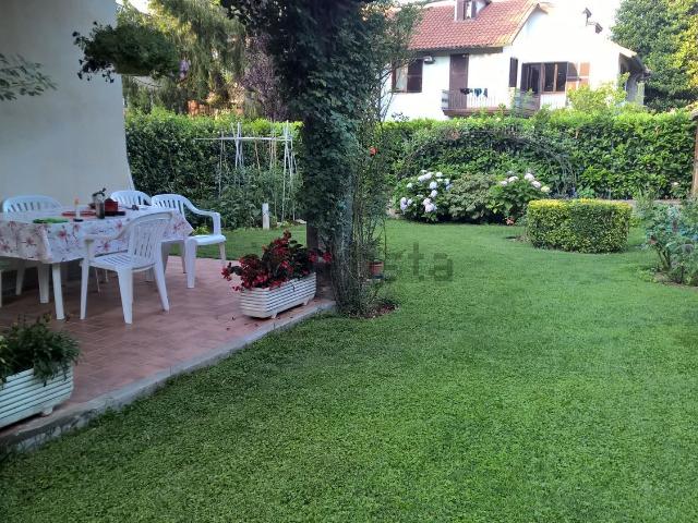 Casa in vendita a Punta del Lago, Ronciglione