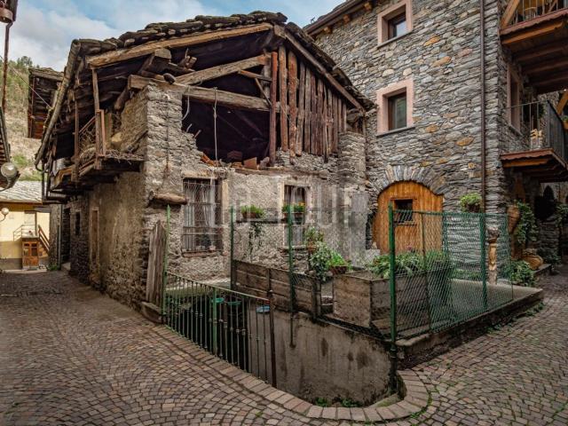 Casa in vendita a Villeneuve, Aosta