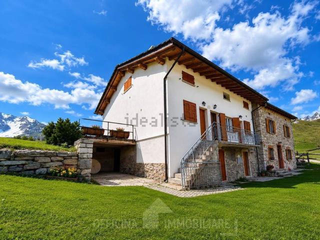 Casa in vendita a Comunità montana della Valchiavenna, Madesimo