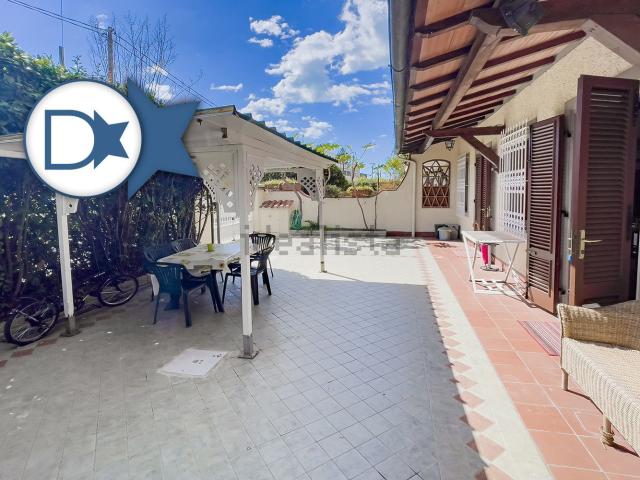 Casa in vendita a Vittoria Apuana, Forte Dei Marmi