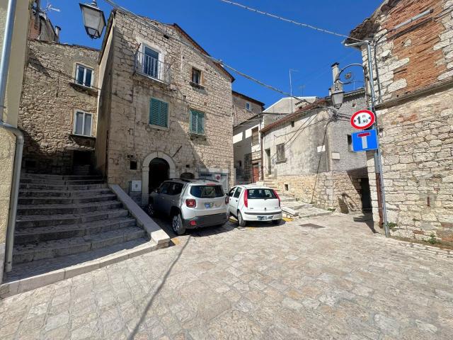 Casa in vendita a Ferrazzano, Molise