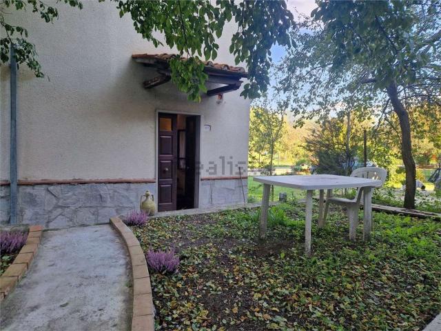 Casa in vendita a Baciano, Capolona