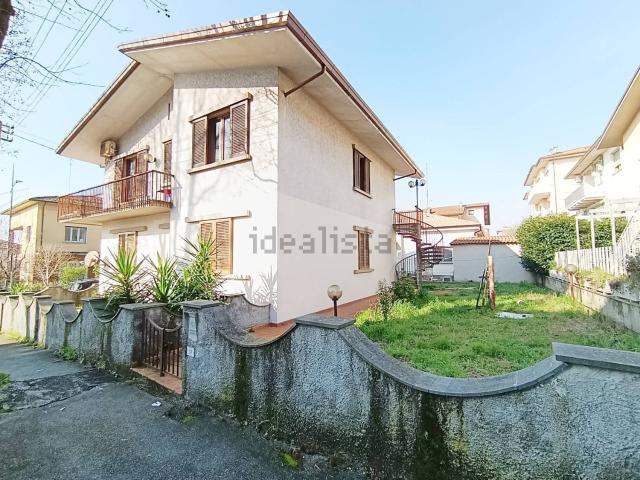 Casa in vendita a Gallo, Montecatini Terme