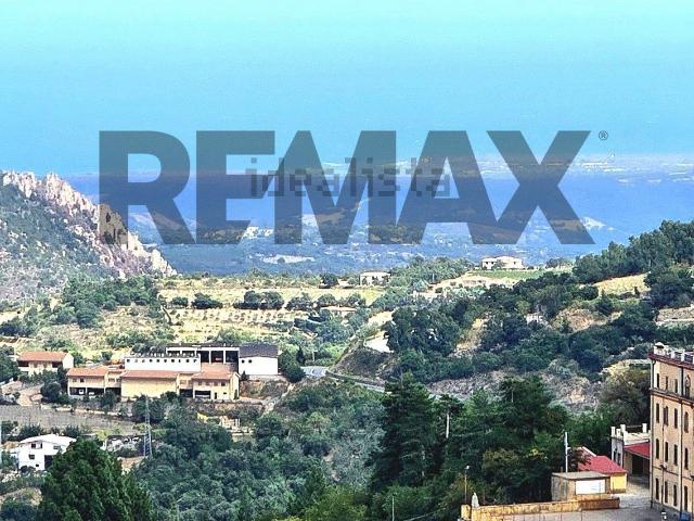 Casa in vendita a Lanusei, Sardigna/Sardegna