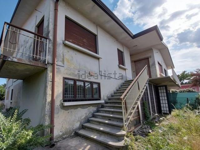 Casa in vendita a Castagnole, Paese