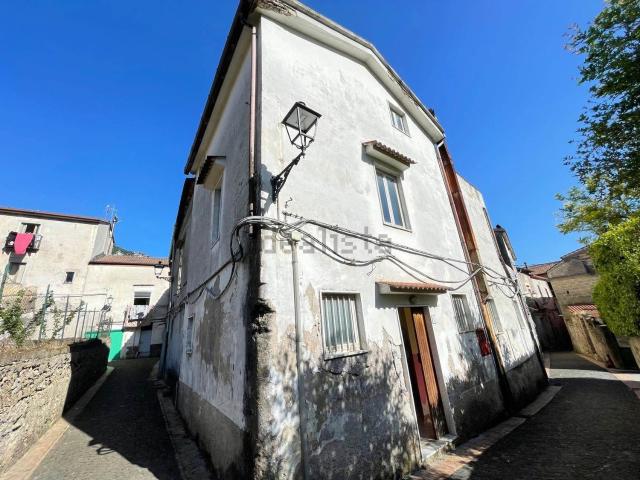 Casa in vendita a Giffoni Valle Piana, Campania
