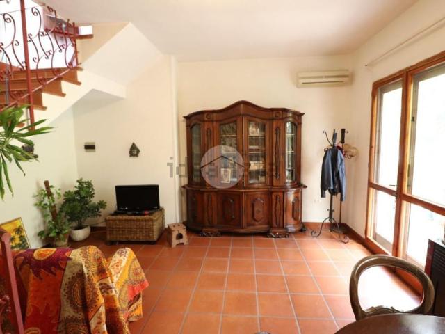 Casa in vendita a Monteleone - Santa Rosalia, Cagliari