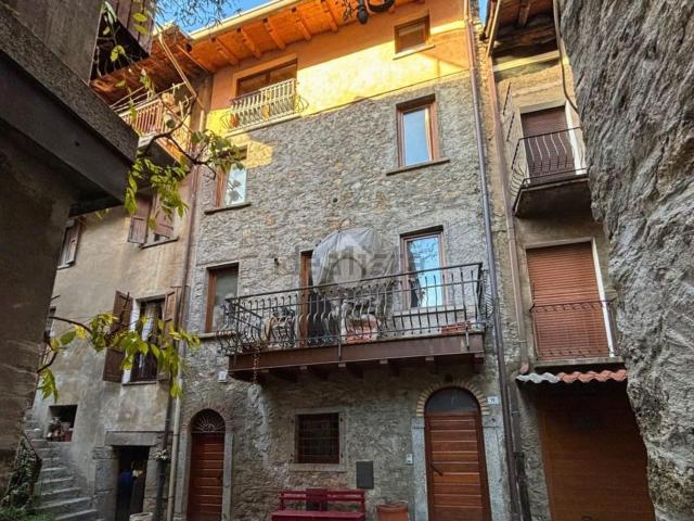 Casa in vendita a Comunità montana della valle Camonica, Breno
