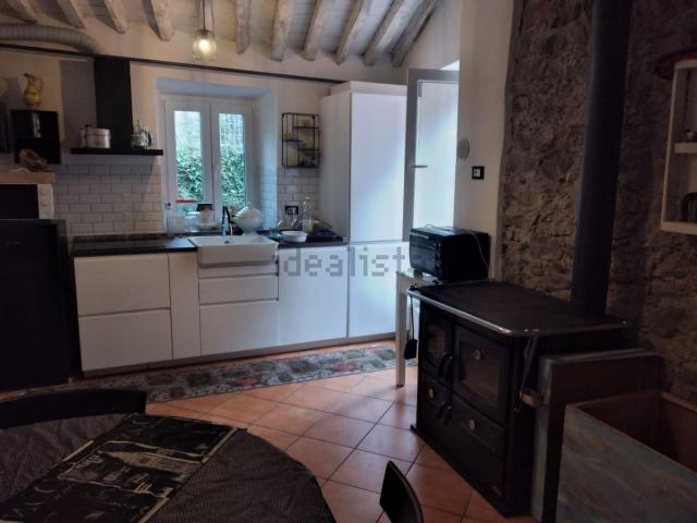 Casa in vendita a Carrara, Toscana