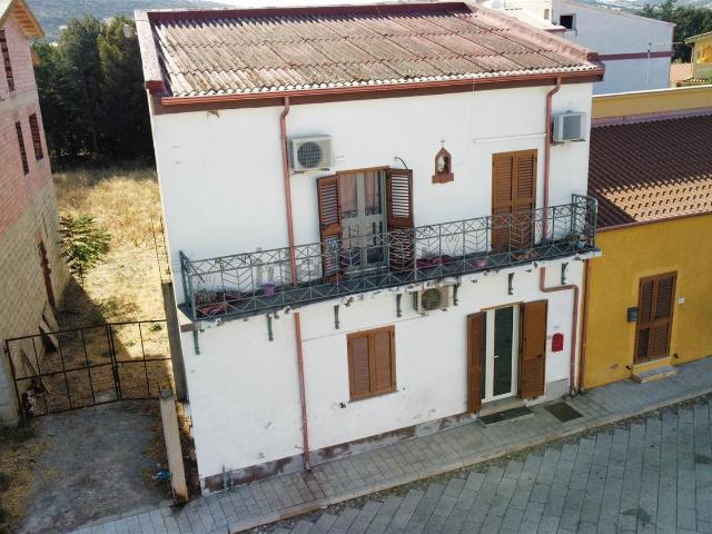Casa in vendita a Villaperuccio, Sardigna/Sardegna