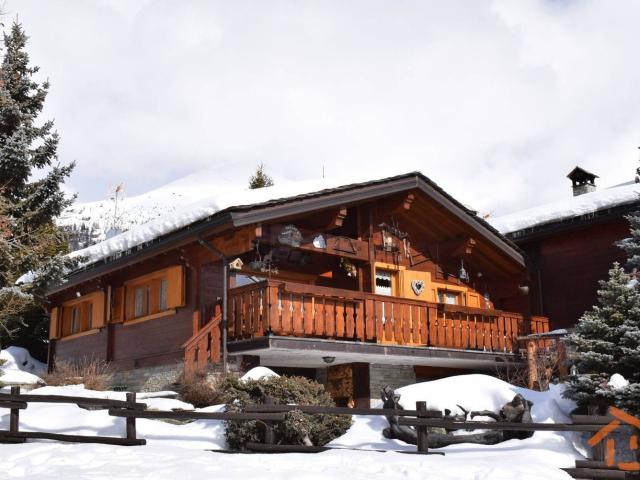 Casa in vendita a Brusson, Aosta