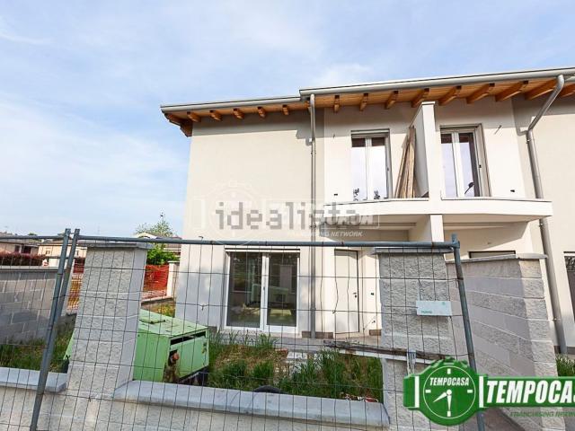 Casa in vendita a Soresina, Lombardia