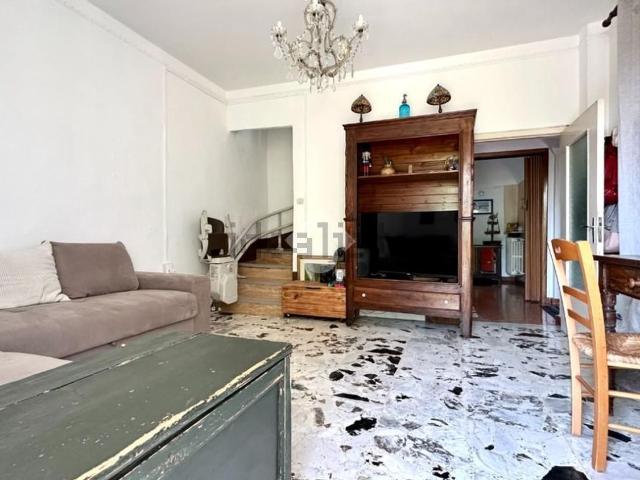 Casa in vendita a Francavilla Bisio, Alessandria