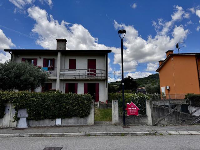 Casa in vendita a Lozzo Atestino, Veneto