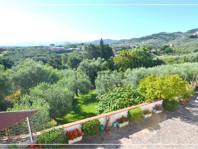 Casa in vendita a San Rocco, Larciano - Castello