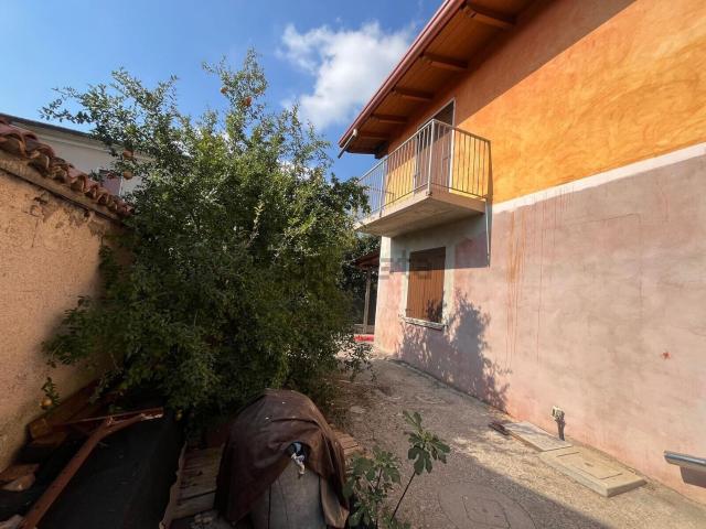 Casa in vendita a Villa, Medole